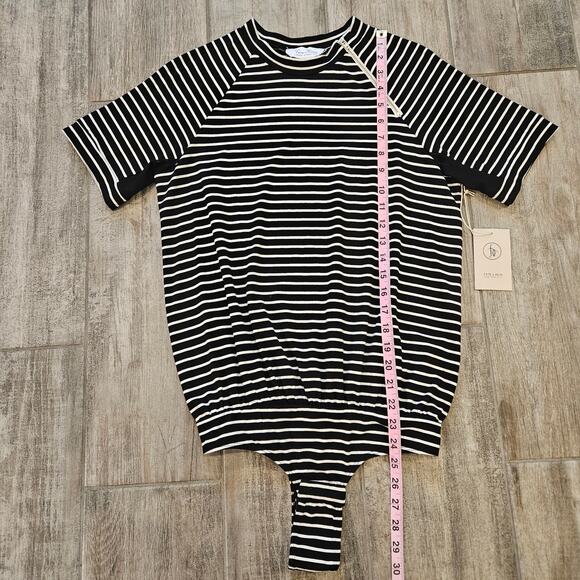 Free x Rein Bodysuit Women Size S Moto Zip Short Sleeve Crew Neck Equestrian NEW - Picture 2 of 15